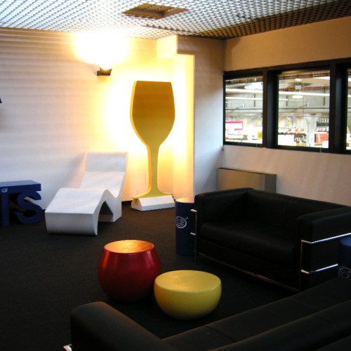 realizzazione di Sommelier Lounge, Vinitaly 2011 da alessia cipolla arch